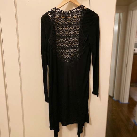 New w/tags Vertigo long sleeved crochet cardigan - Picture 5 of 6